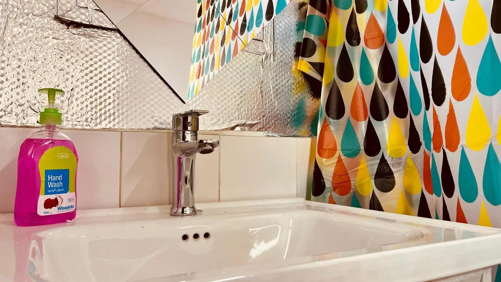 Al Wahda Hostel Abu Dhabi
